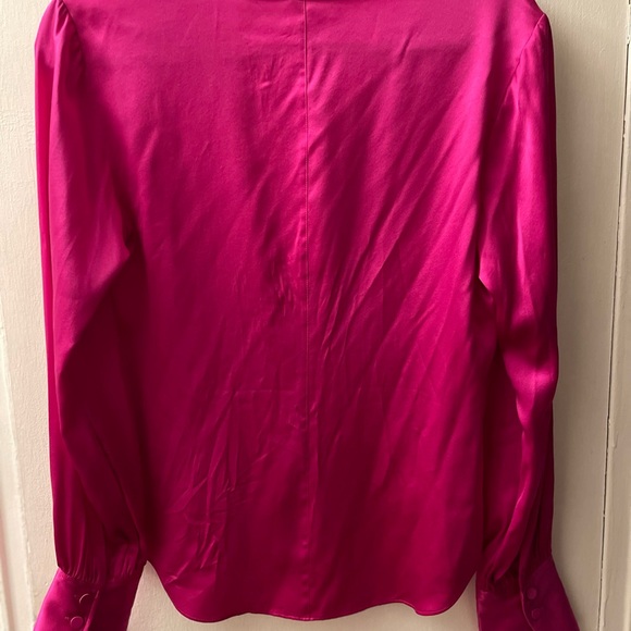 FRAME | Silk-Blend Femme Shirt - Picture 10 of 10